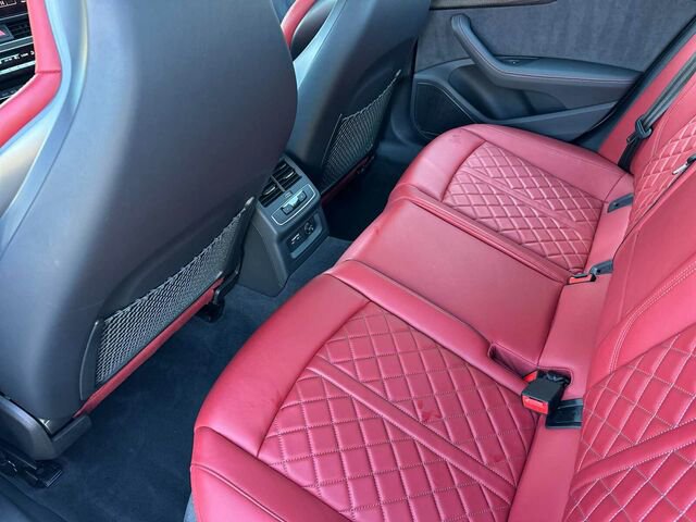 Used 2024 Audi S4 Premium Plus w/ Premium Plus Package image 14