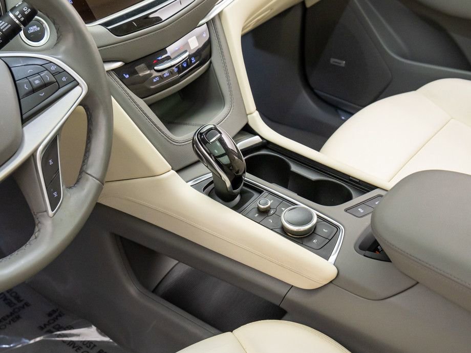 Certified 2024 Cadillac XT5 Premium Luxury image 14