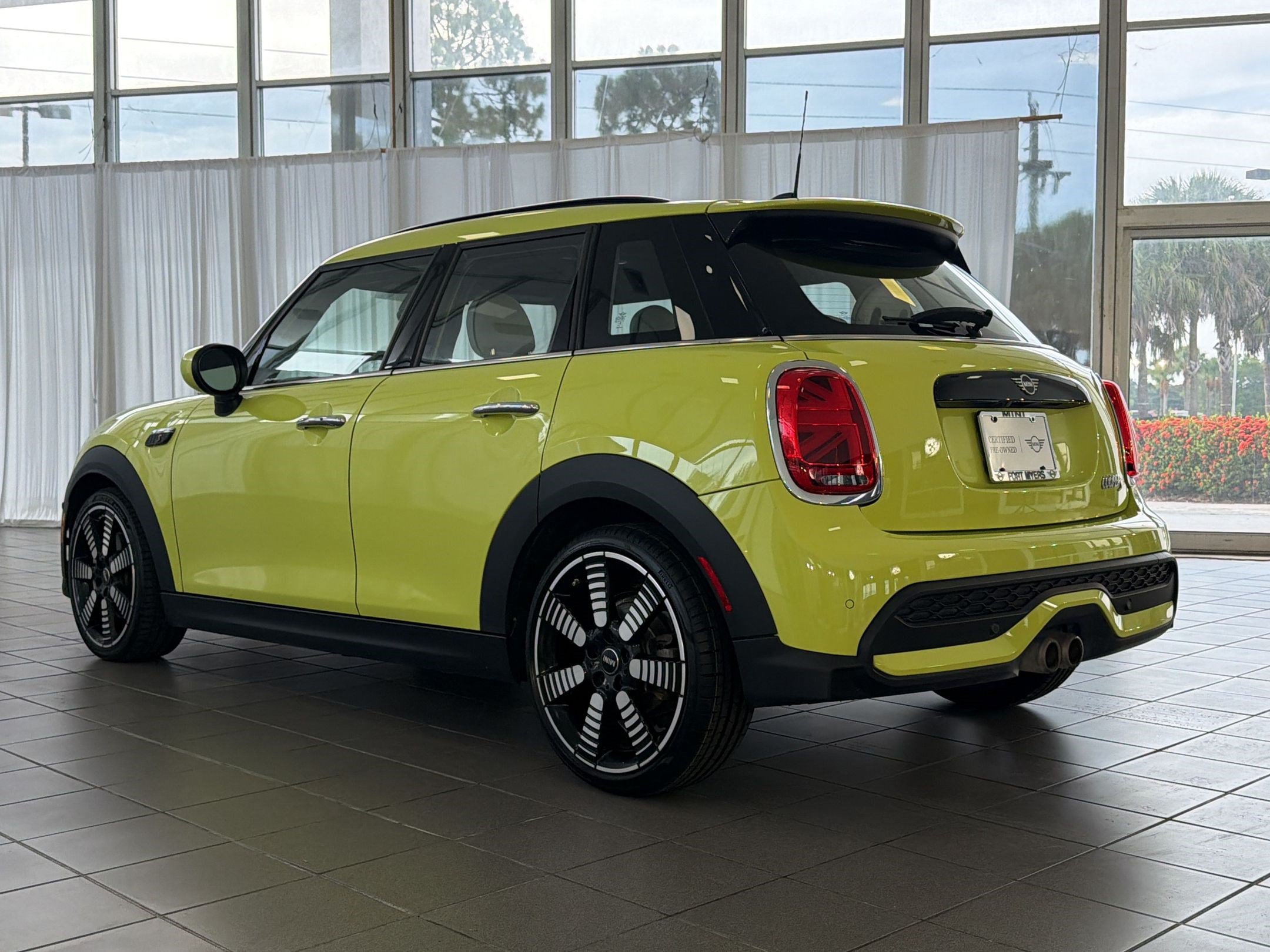 Certified 2024 MINI Cooper S FWD image 3