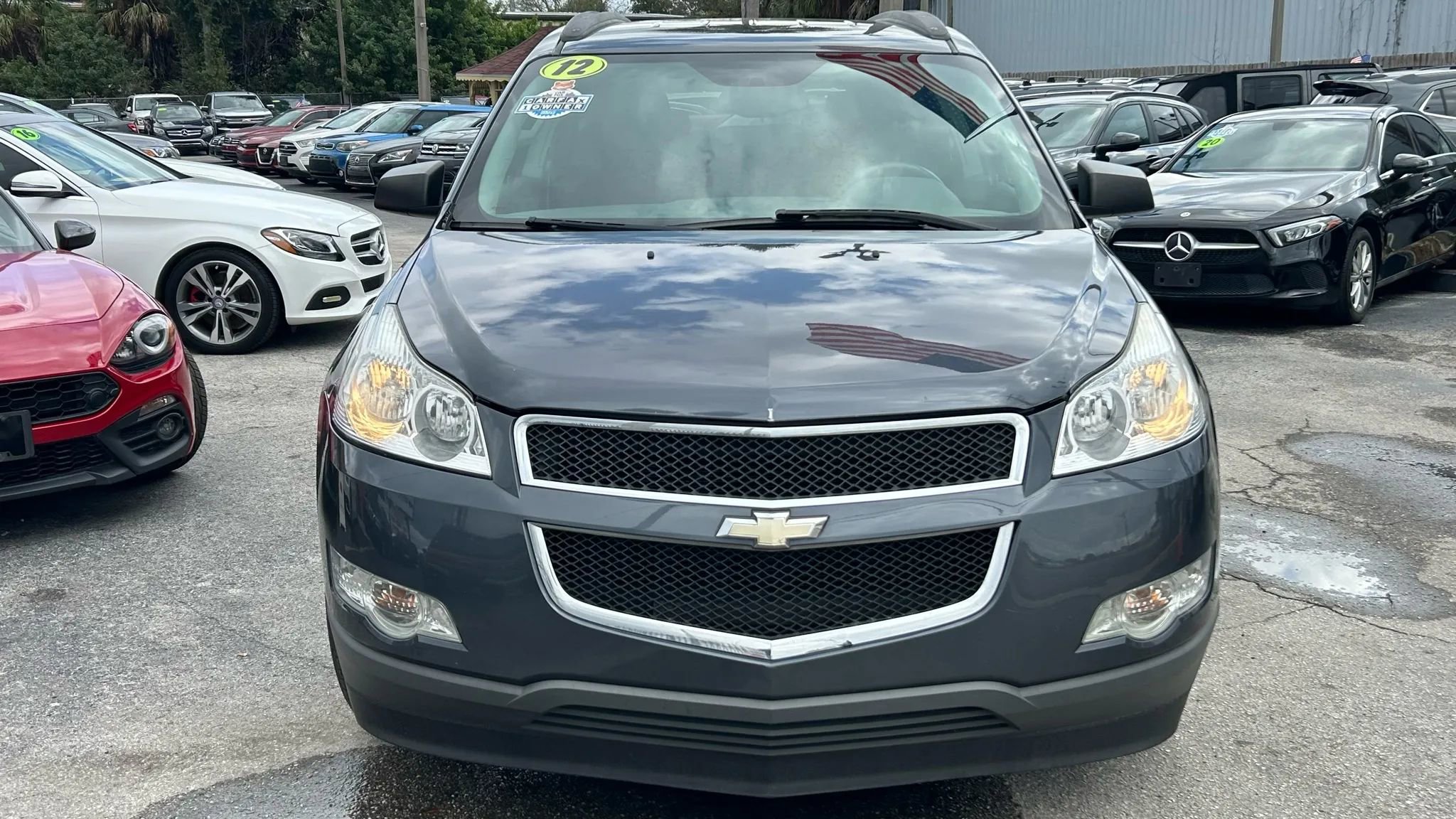 Used 2012 Chevrolet Traverse LS FWD image 3