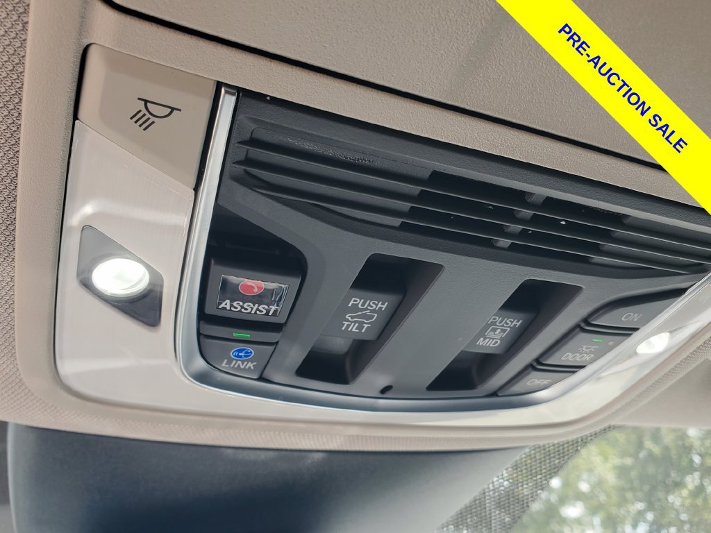 Used 2024 Acura MDX w/ Technology Package FWD image 36