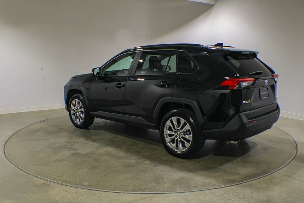 Used 2025 Toyota RAV4 XLE Premium w/ Weather Package AWD/4WD image 3