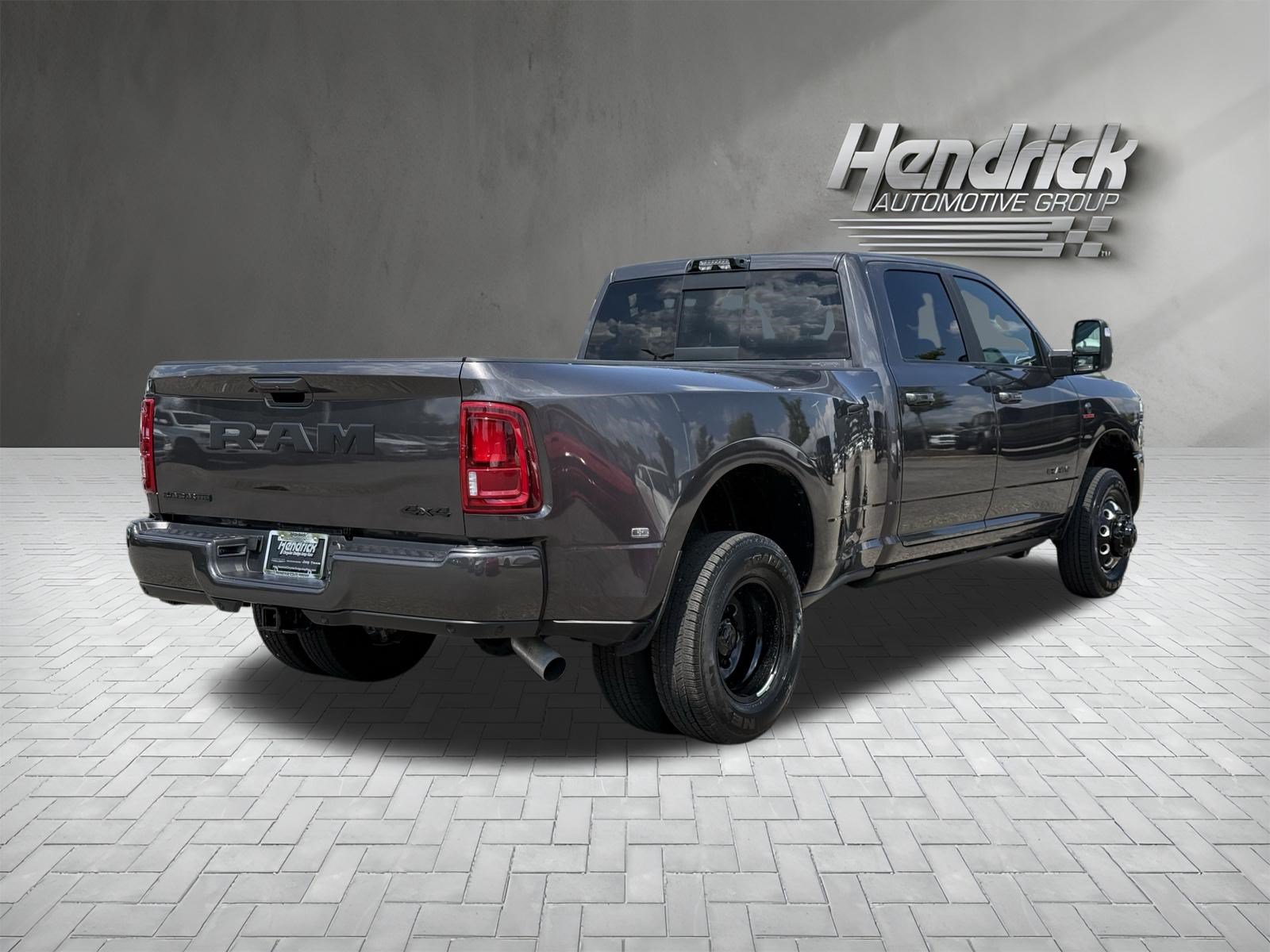 New 2027 RAM 3500 Laramie AWD/4WD image 10