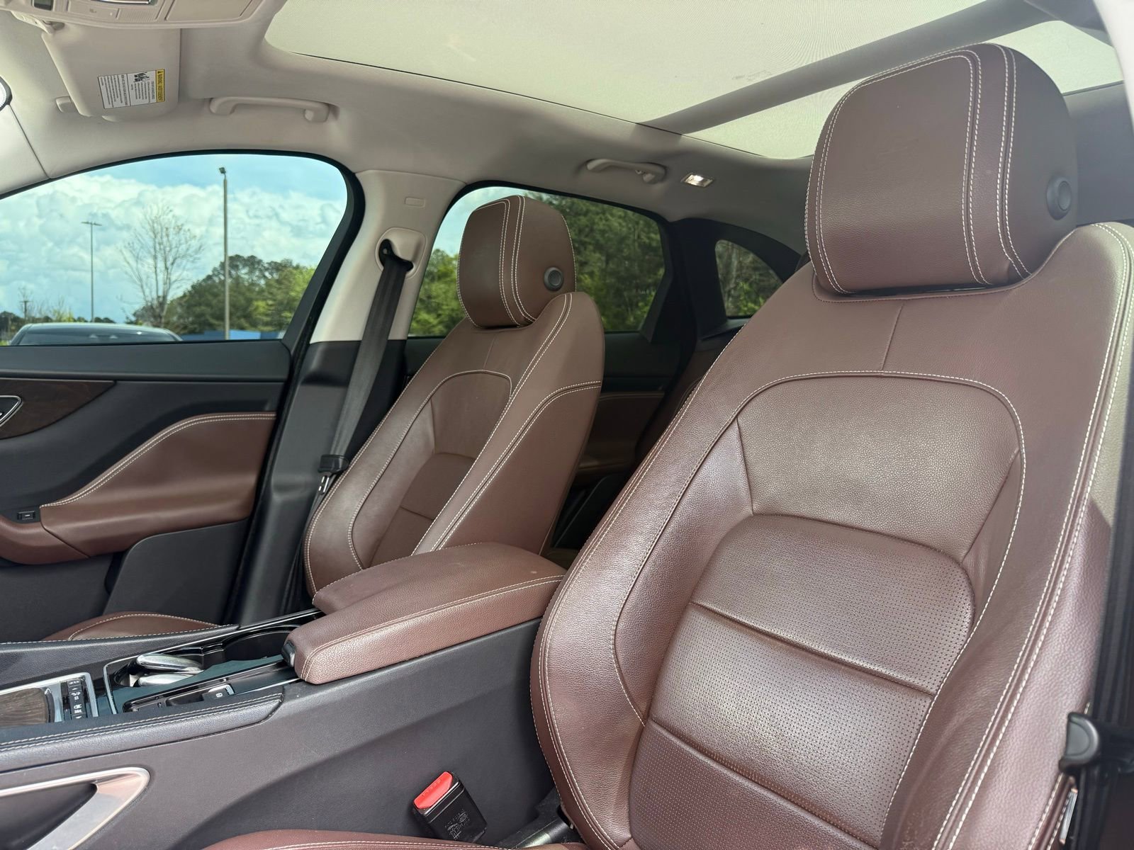 Used 2017 Jaguar F-PACE S image 16