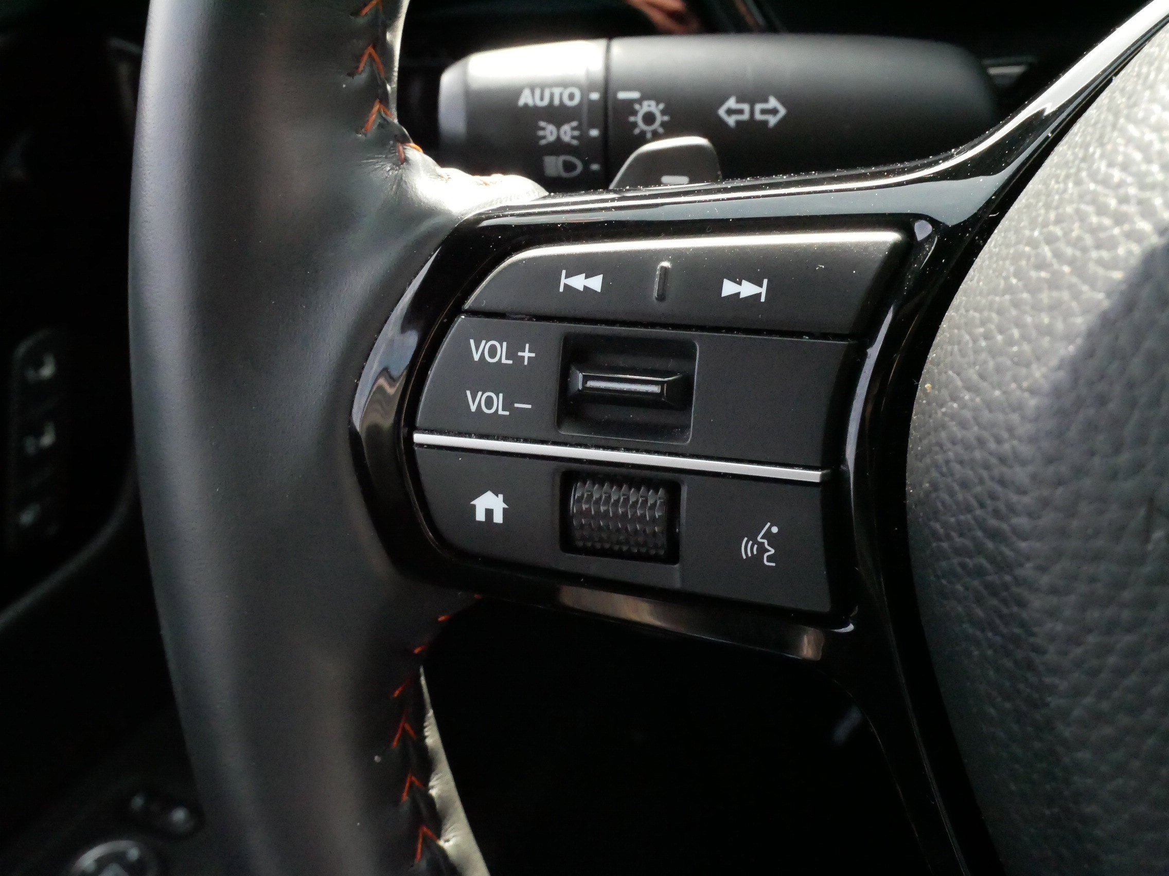 Used 2024 Honda CR-V Sport Touring image 27