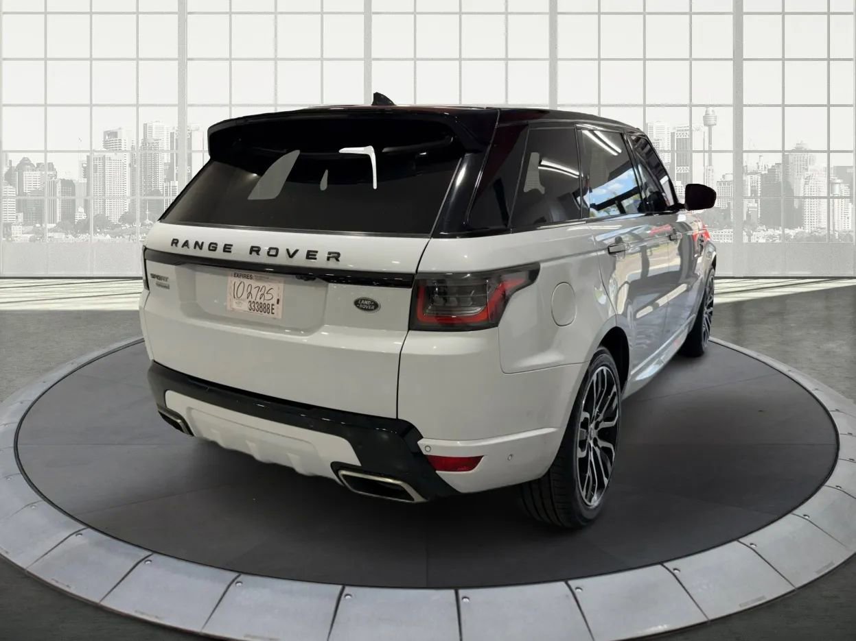 Used 2019 Land Rover Range Rover Sport Autobiography image 3