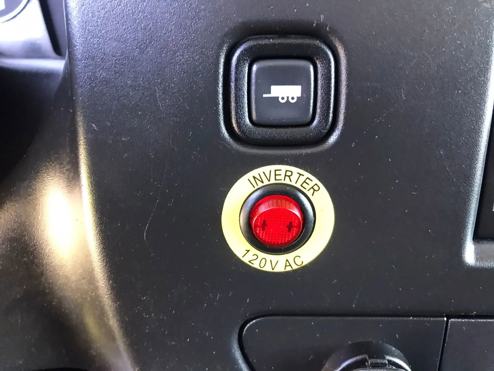 Used 2019 Chevrolet Express 2500 w/ Driver Convenience Package RWD image 19