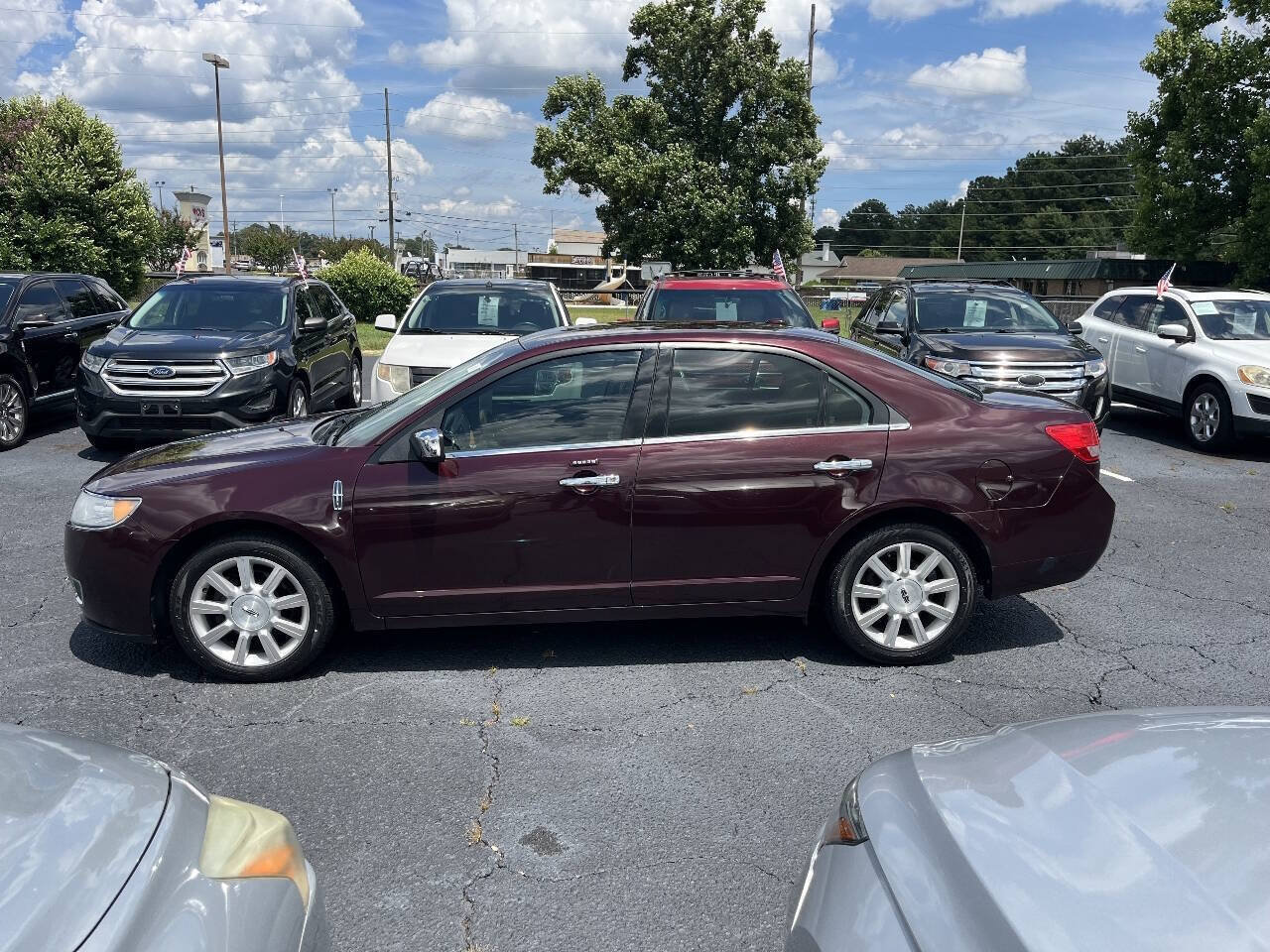 Used 2011 Lincoln MKZ FWD image 9