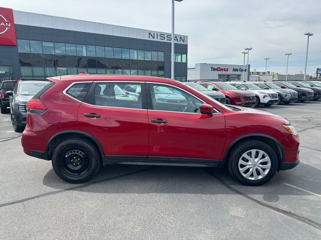Used 2017 Nissan Rogue S AWD/4WD image 13