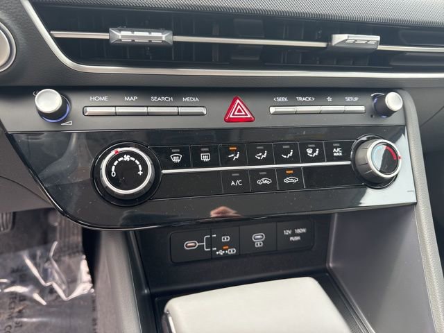 Used 2025 Hyundai Sonata SE image 28