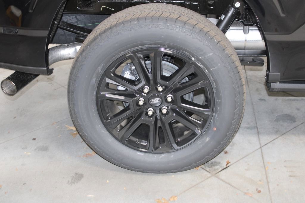 New 2025 Ford F150 Platinum w/ Equipment Group 702A High image 13