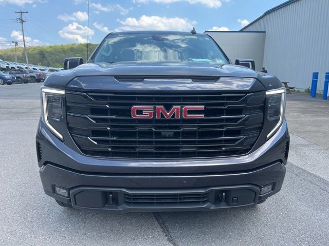 Used 2022 GMC Sierra 1500 Elevation w/ Elevation Premium Package AWD/4WD image 11