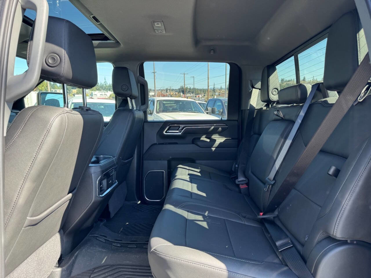 Used 2024 Chevrolet Silverado 3500 LTZ w/ LTZ Plus Package image 14