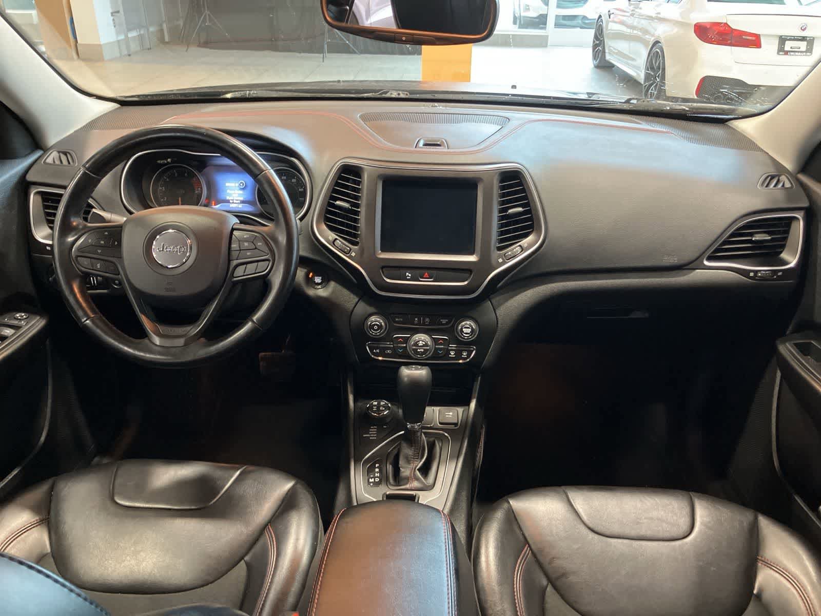 Used 2021 Jeep Cherokee Trailhawk w/ Comfort & Convenience Group image 23