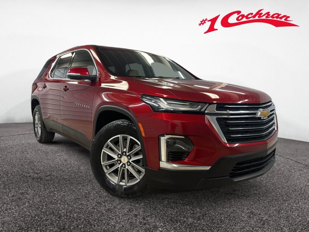 Used 2023 Chevrolet Traverse LT