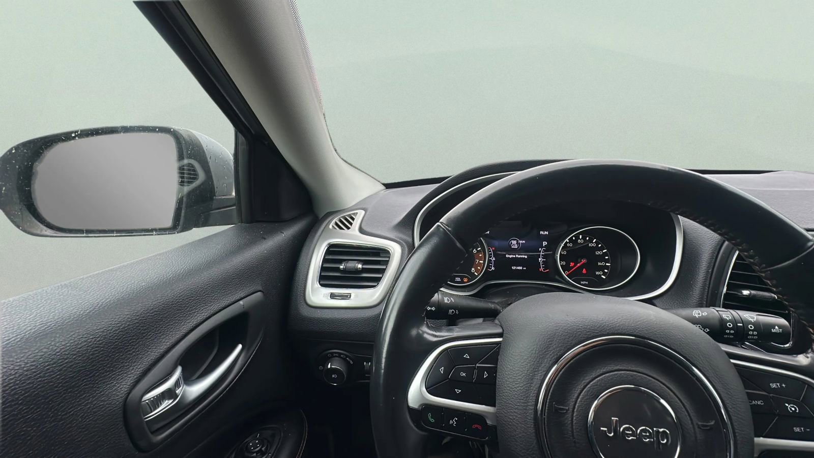 Used 2018 Jeep Compass Latitude w/ Popular Equipment Group AWD/4WD image 22