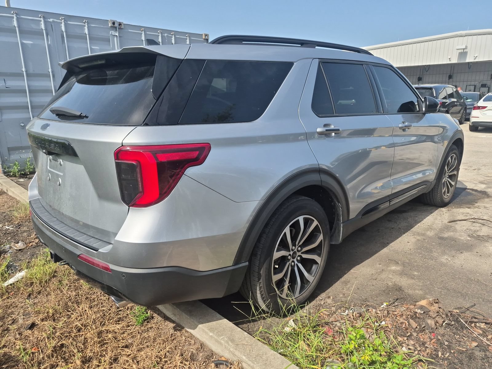 Used 2022 Ford Explorer ST-Line w/ Class IV Trailer Tow Package RWD image 5