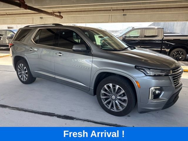 Used 2023 Chevrolet Traverse Premier FWD image 16