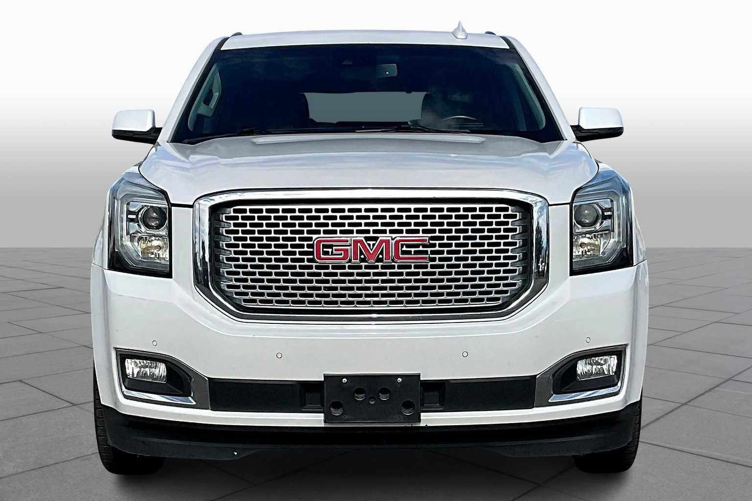 Used 2016 GMC Yukon Denali w/ Open Road Package image 4