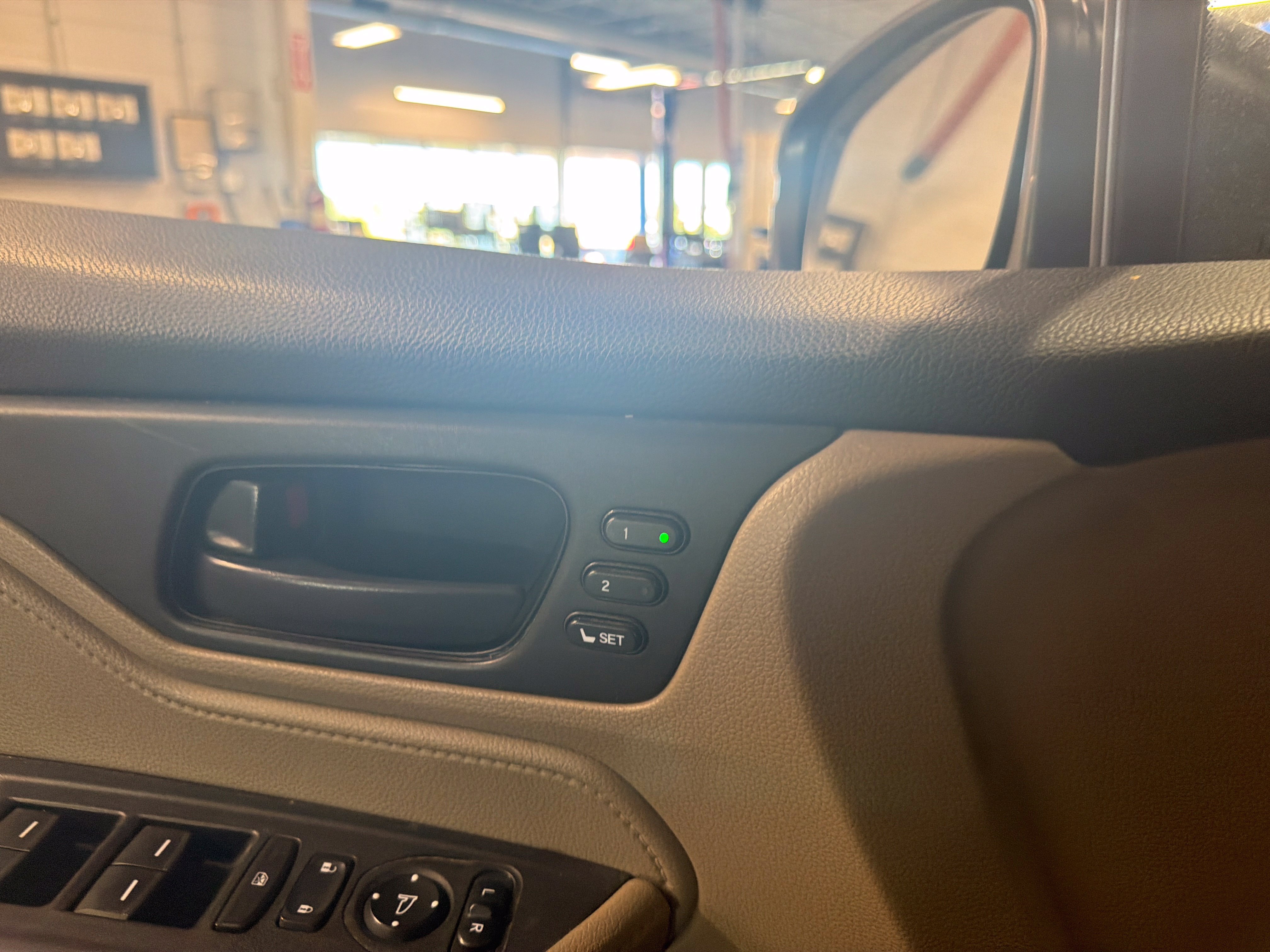 Used 2018 Honda Odyssey EX-L image 4
