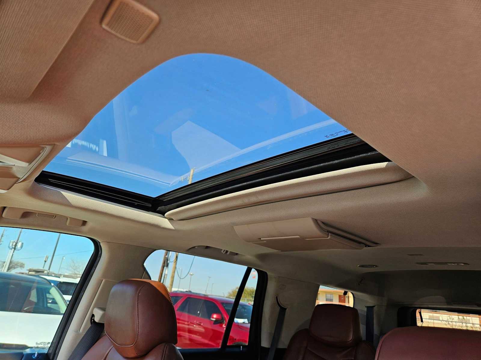 Used 2020 Cadillac Escalade Luxury image 17