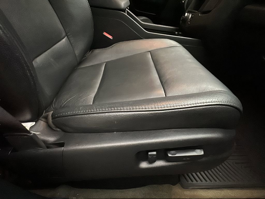 Used 2014 Honda Pilot Touring image 23