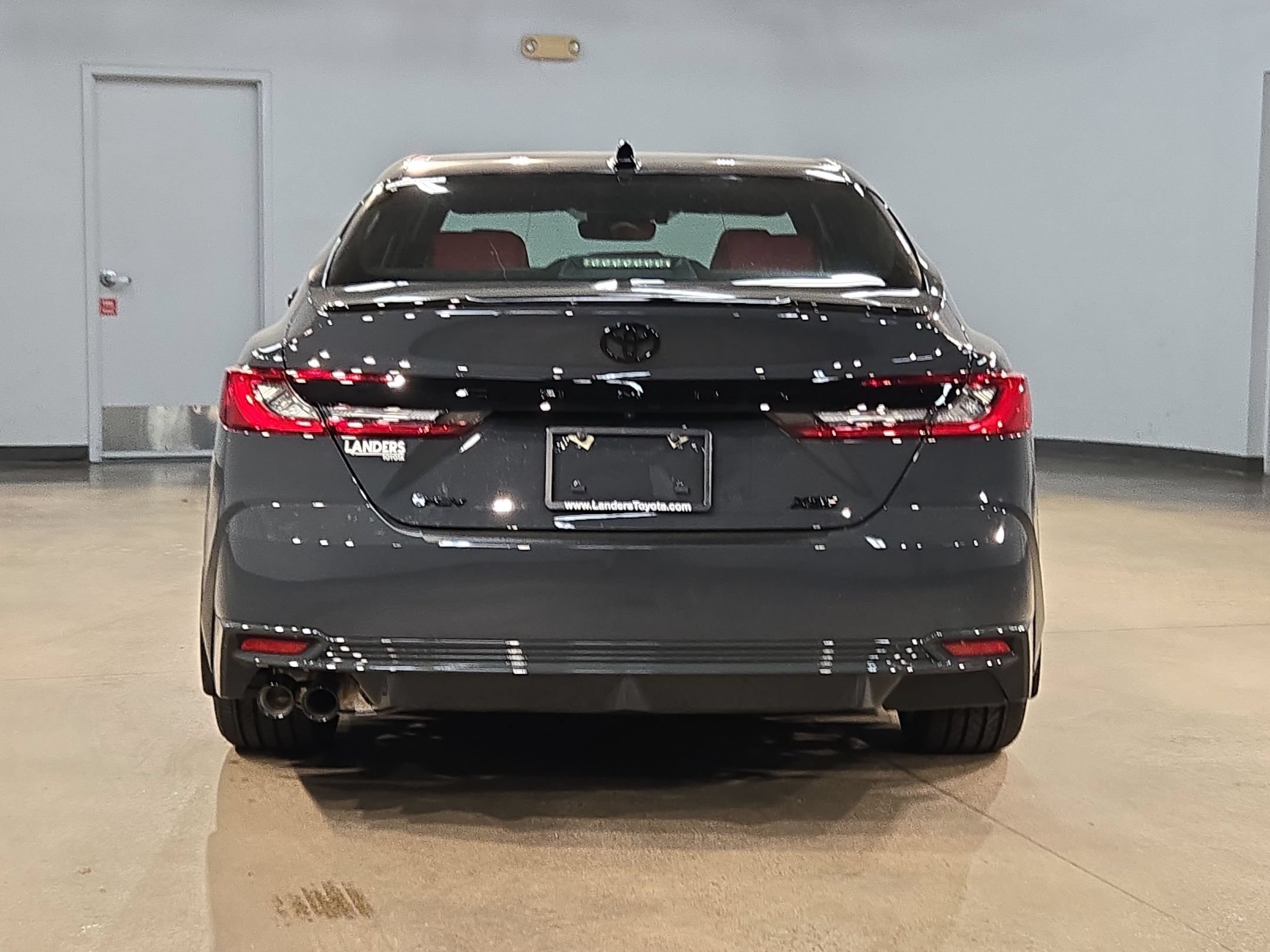 New 2026 Toyota Camry Hybrid FWD image 6