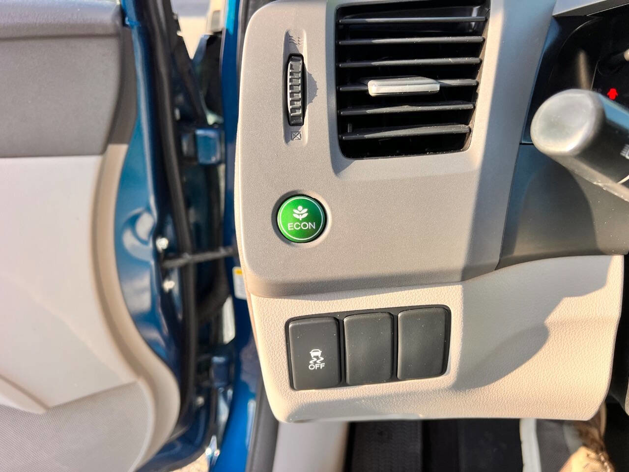 Used 2012 Honda Civic LX image 21