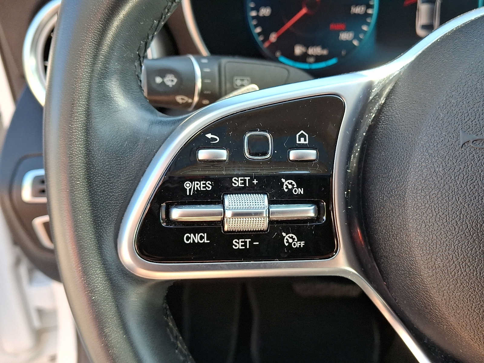 Used 2019 Mercedes-Benz C 300 4MATIC Sedan image 21