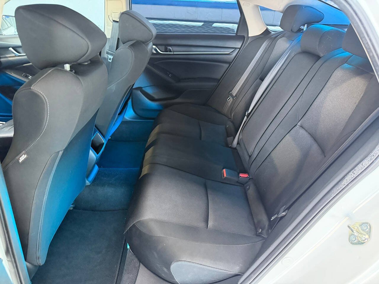 Used 2018 Honda Accord Hybrid image 25