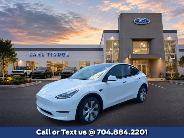 Used 2021 Tesla Model Y Long Range AWD/4WD image 1