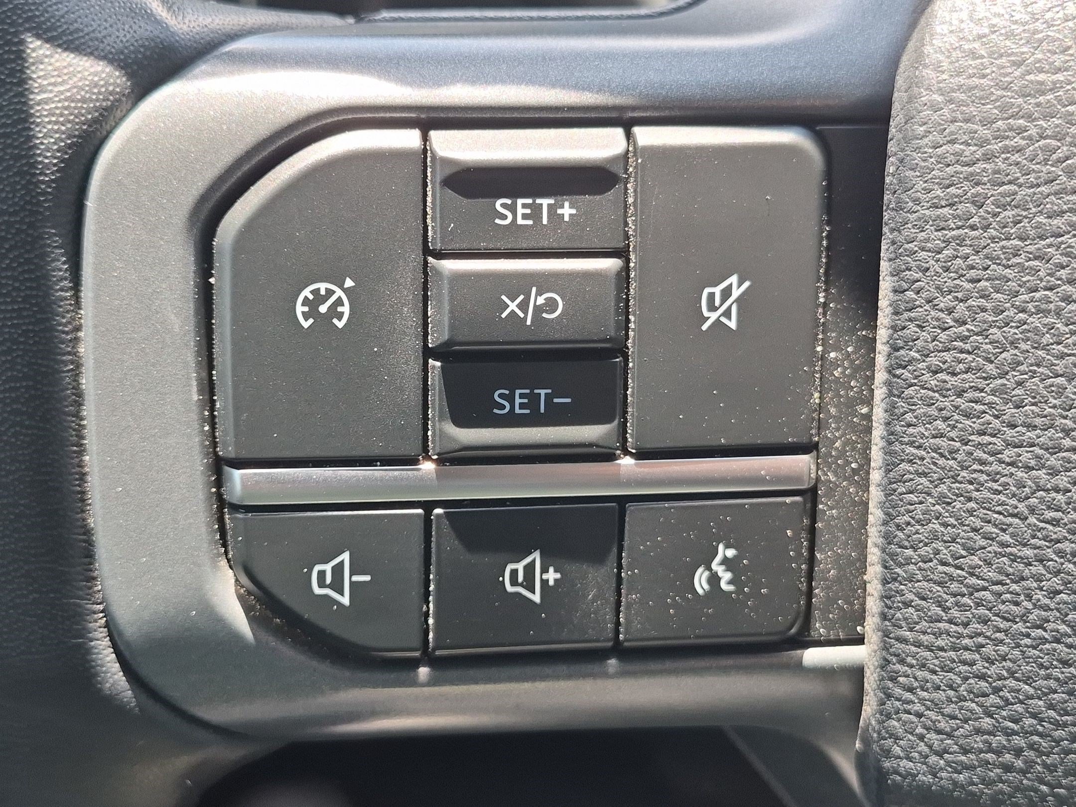 Used 2024 Ford F350 Lariat AWD/4WD image 20