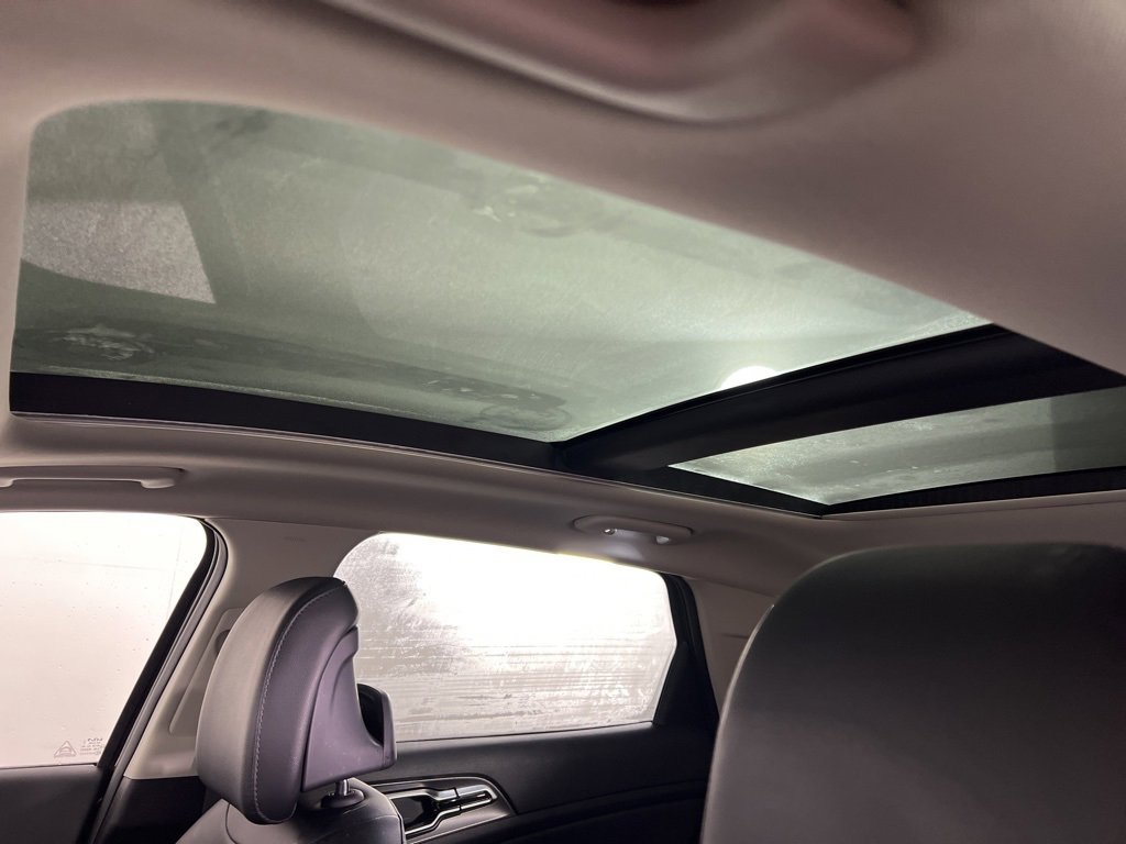 Used 2023 Kia Sportage SX image 32