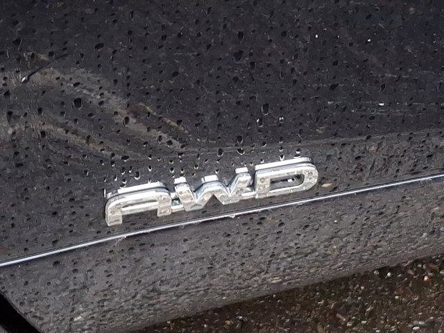 Certified 2025 Toyota Highlander XLE AWD/4WD image 7