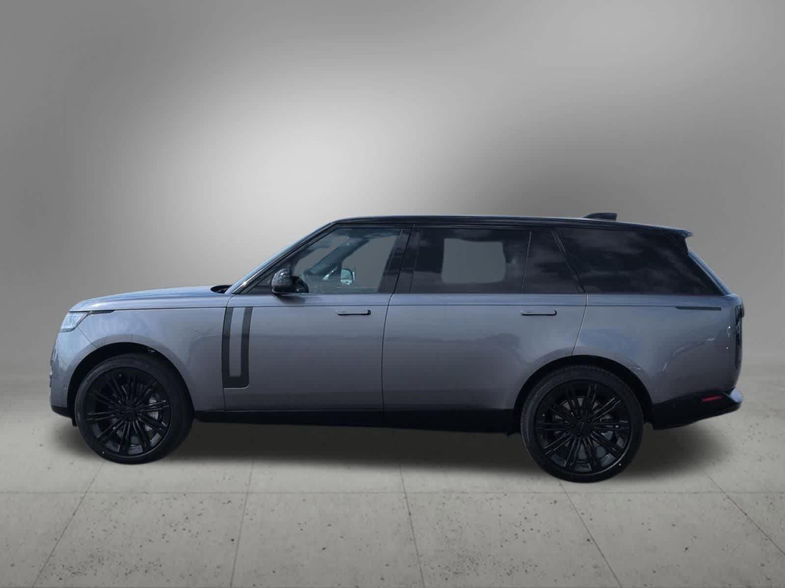 New 2026 Land Rover Range Rover Long Wheelbase SE AWD/4WD image 3