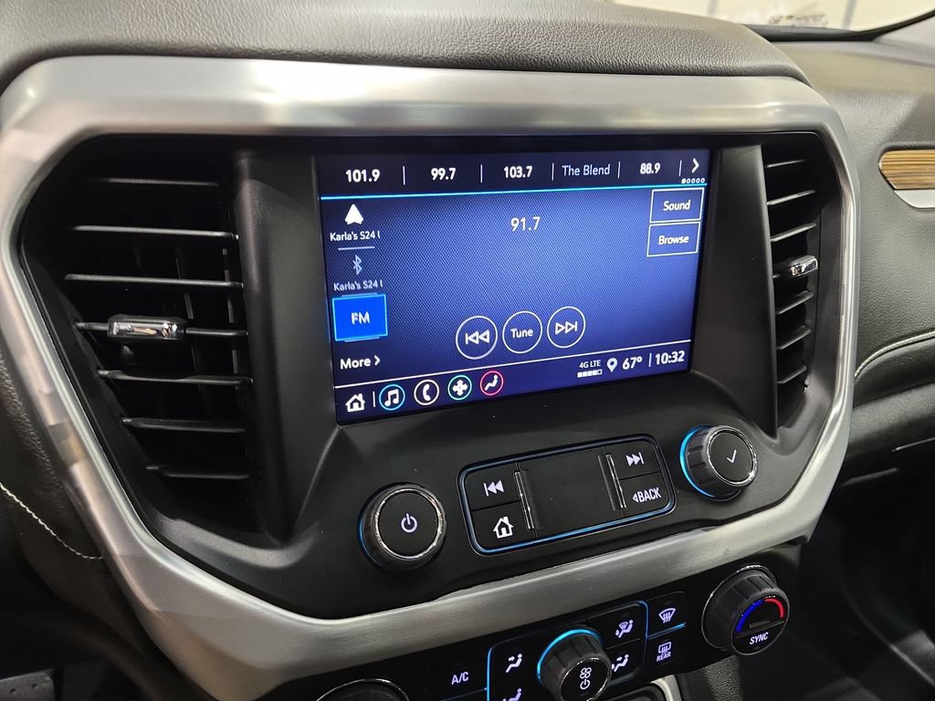 Used 2023 GMC Acadia SLE w/ Elevation Edition FWD image 12