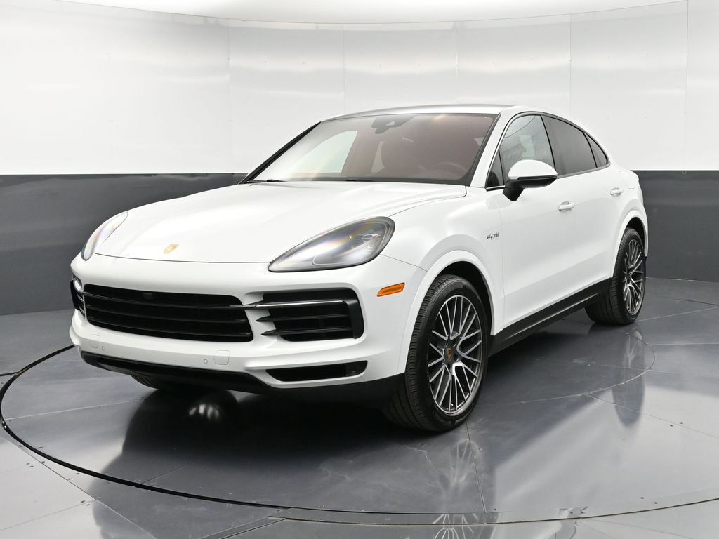 Certified 2022 Porsche Cayenne E-Hybrid Coupe AWD/4WD image 6