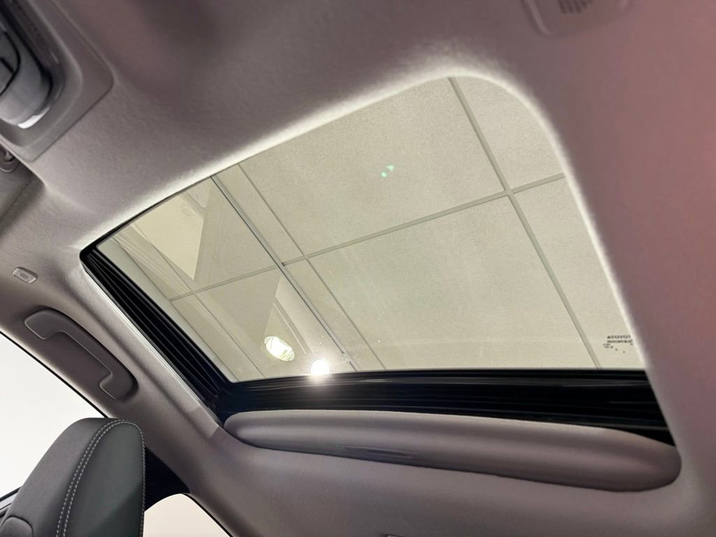 Certified 2026 Toyota Corolla Cross XLE w/ Convenience Package image 18