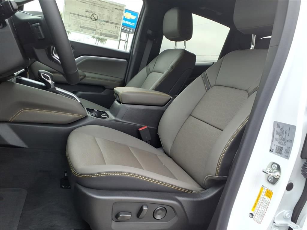 New 2026 Chevrolet Colorado ZR2 image 13