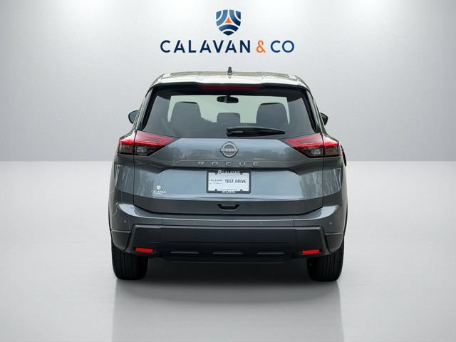 Used 2026 Nissan Rogue SV FWD image 6
