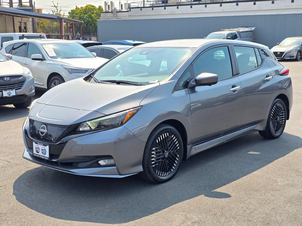 Used 2023 Nissan Leaf SV Plus FWD image 3