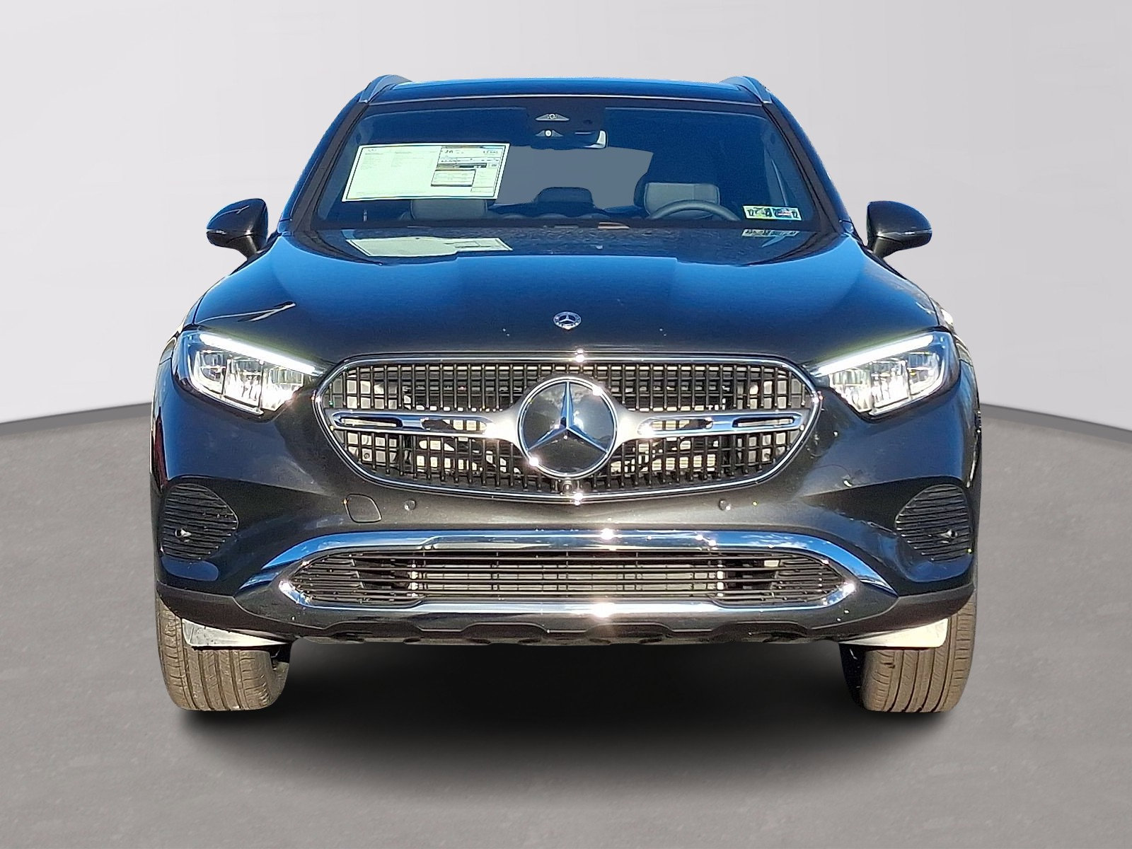 Used 2026 Mercedes-Benz GLC 300 4MATIC image 2