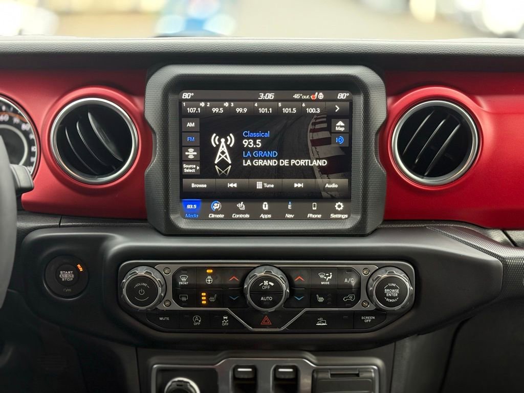 Used 2023 Jeep Wrangler Rubicon w/ Cold Weather Group image 22