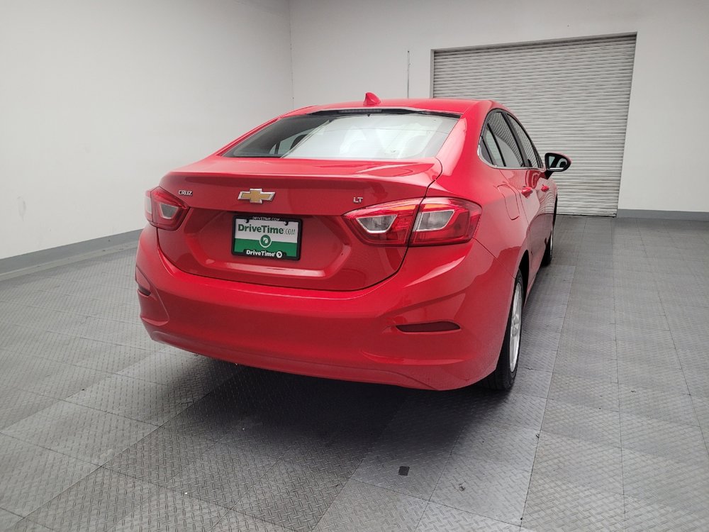 Used 2017 Chevrolet Cruze LT w/ Convenience Package FWD image 7