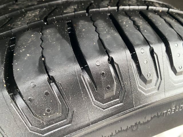 Used 2020 Ford Edge SEL w/ Convenience Package image 17