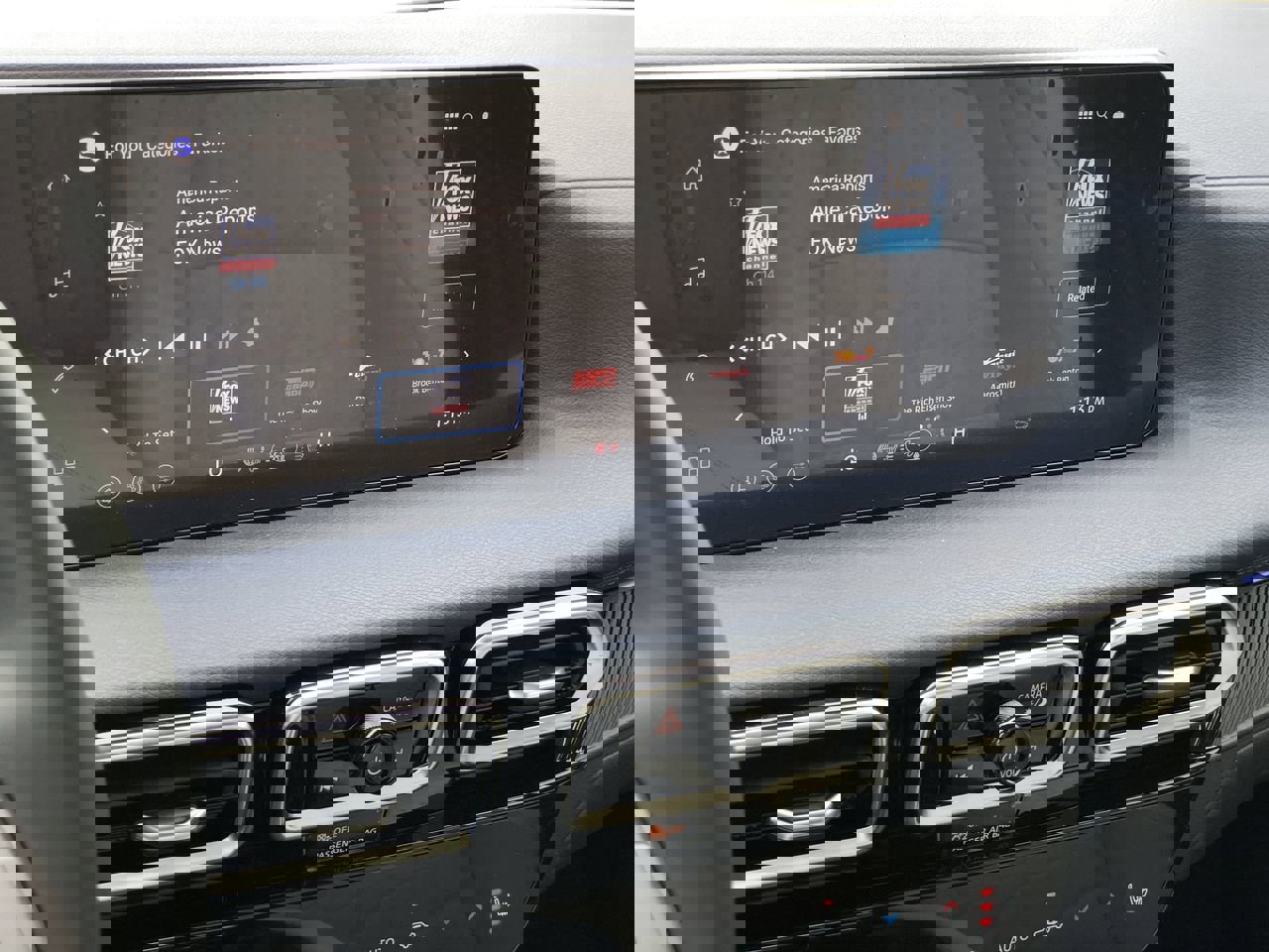 New 2026 Nissan Sentra SL w/ Floor Mat Package image 28