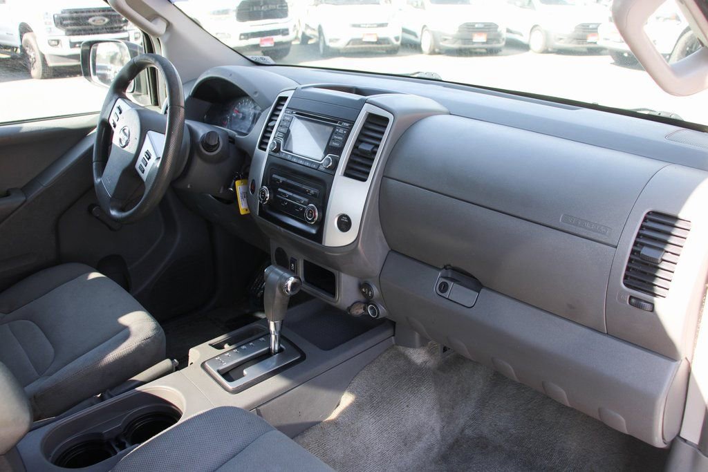 Used 2017 Nissan Frontier S image 28