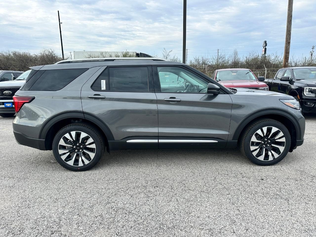 New 2026 Ford Explorer Platinum image 2