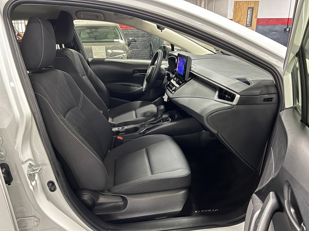Certified 2023 Toyota Corolla LE w/ Carpet Mat Package (TMS) FWD image 20