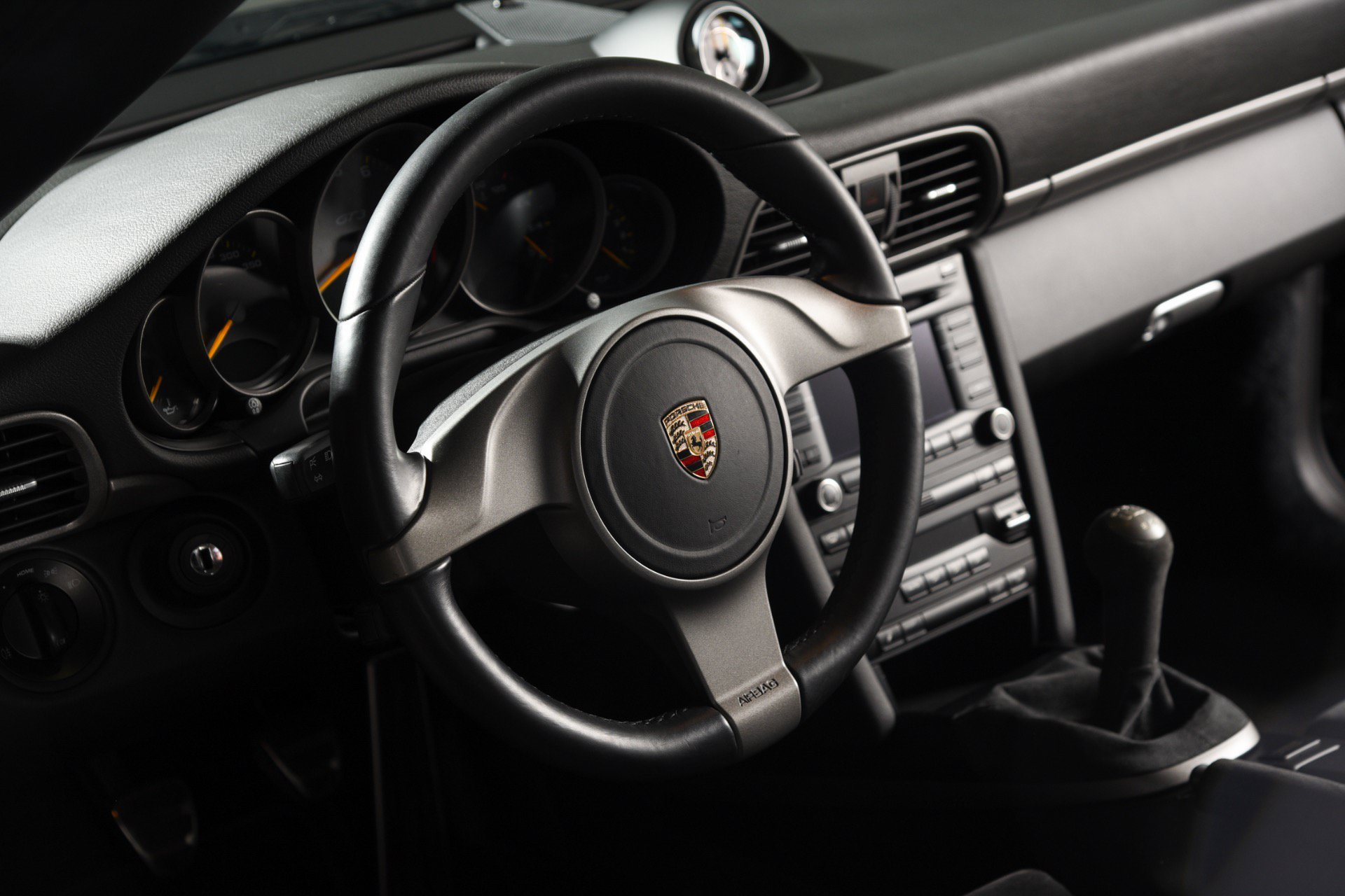 Used 2010 Porsche 911 GT3 RWD image 17